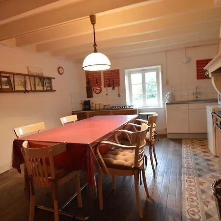 Spacious Near The Forest *